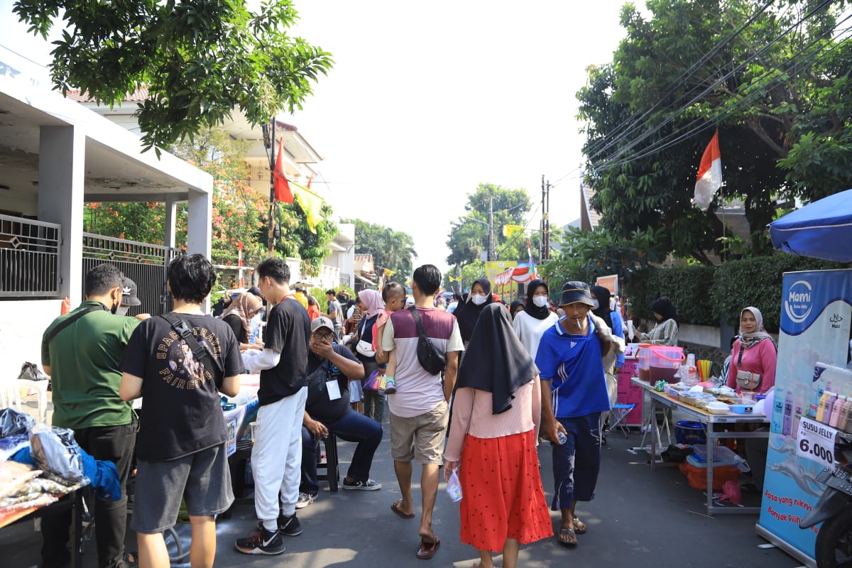 IMG-semarak-kemerdekaan-di-giat-car-free-day-kecamatan-larangan-kota-tangerang