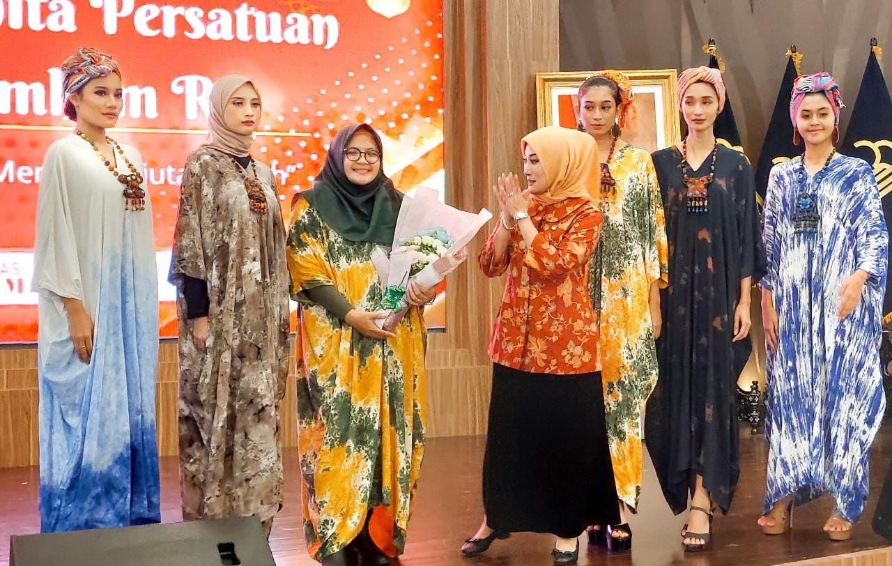 IMG-findy-warga-kota-tangerang-sukses-produksi-daster-kaftan-premium-hingga-pasar-mancanegara