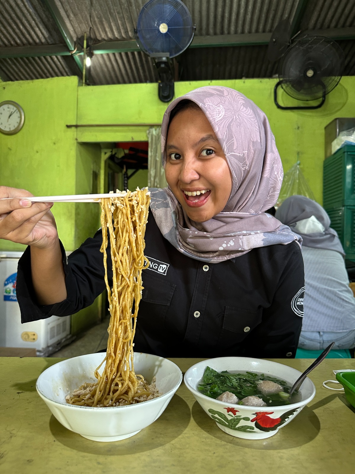 IMG-legend-mie-ayam-bakso-ceker-barokah-sudah-18-tahun-menggoyang-lidah-orang-kota-tangerang