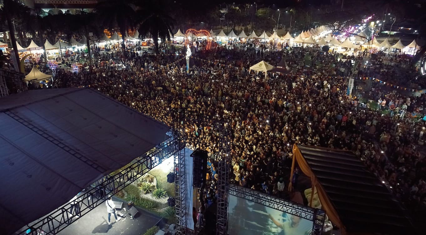 IMG-literasi-digital-fest-resmi-berakhir-puluhan-ribu-warga-kota-tangerang-terpukau-oleh-penampilan-ada-band