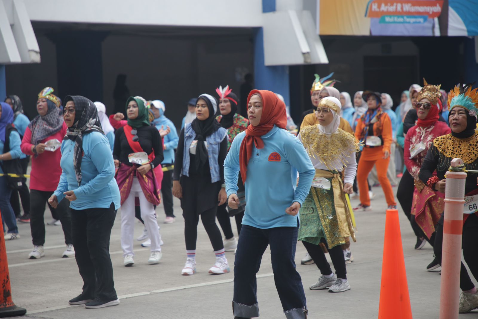 IMG-sambut-hari-ibu-dp3ap2kb-kota-tangerang-gelar-lomba-senam-kreasi