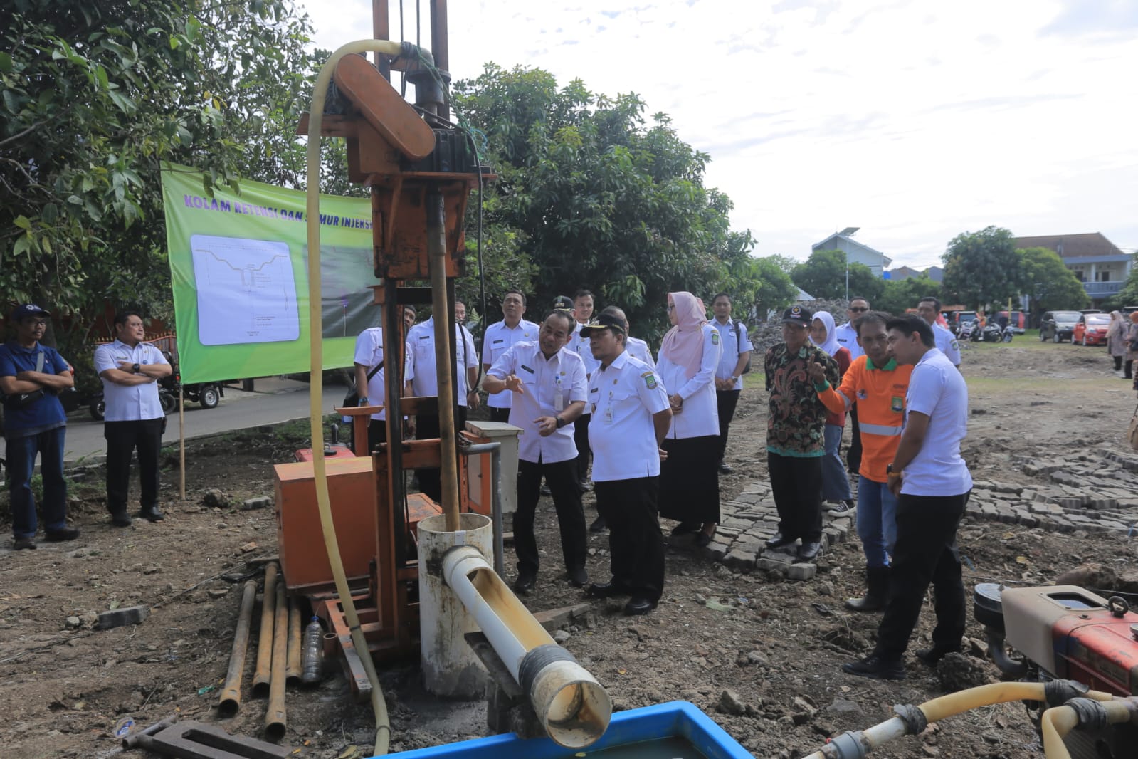 IMG-gerakan-sedekah-air-dan-sampah-diluncurkan-pemkot-tangerang-komitmen-lakukan-konservasi-lingkungan