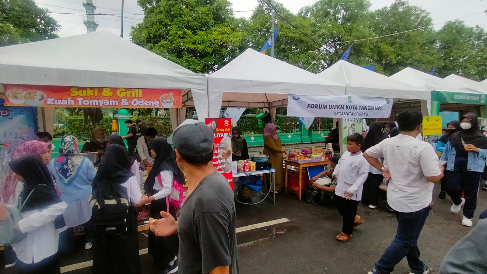 IMG-bazar-umkm-hingga-stand-pelayanan-ramaikan-malam-puncak-hut-ke-31-kota-tangerang