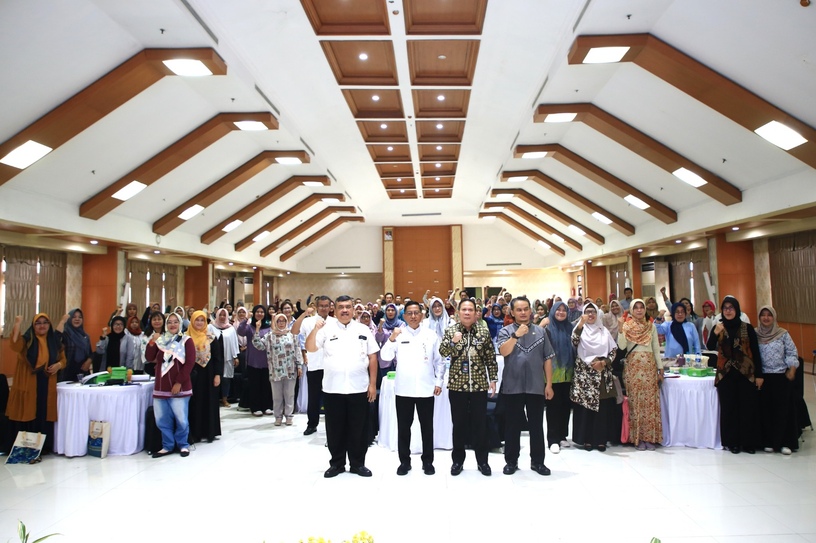 IMG-perdana-di-provinsi-banten-pemkot-tangerang-berikan-sosialisasi-penyelesaian-perkara-gugatan-sederhana-bagi-pelaku-umkm