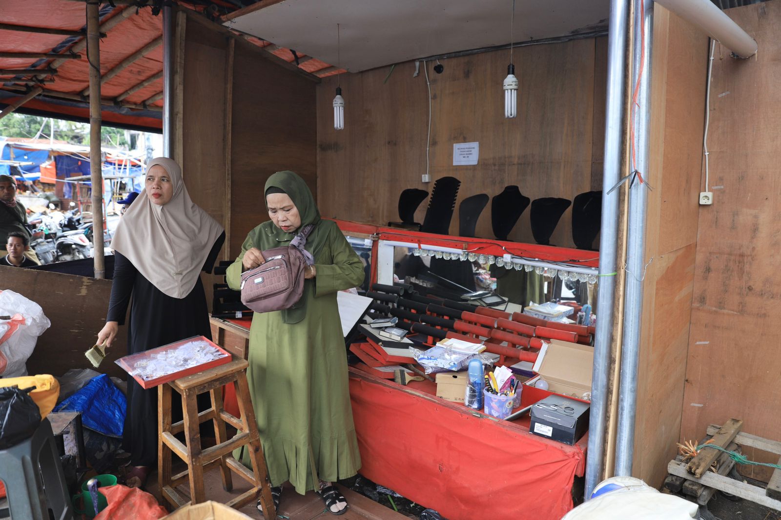 IMG-perlahan-pedagang-pasar-anyar-tangerang-tempati-relokasi-pasar-mambo-dan-anyar-selatan