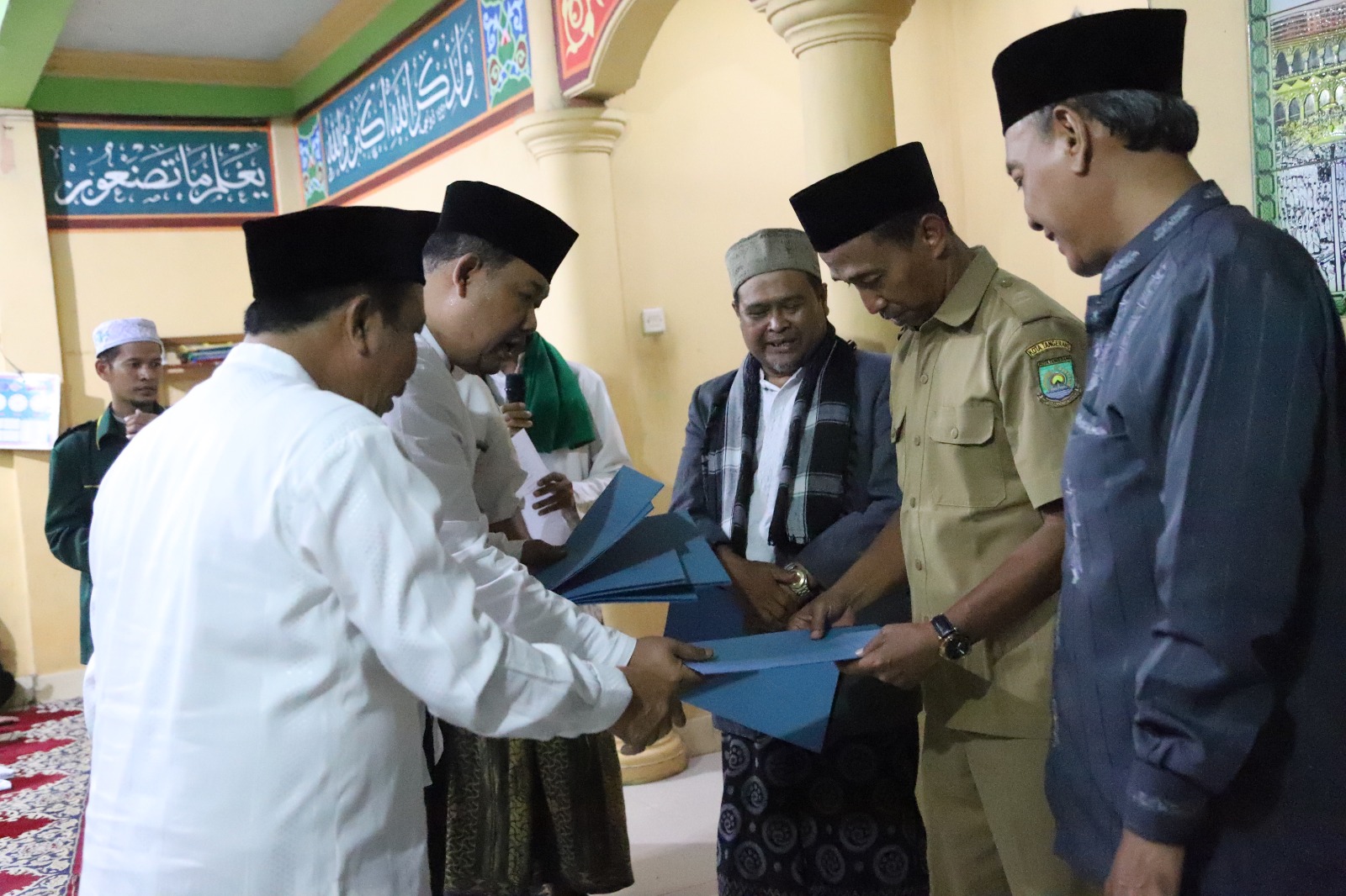 IMG-terima-hibah-ramadan-warga-kota-tangerang-akui-sangat-bermanfaat