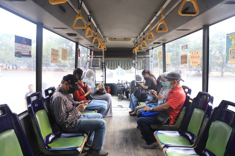 IMG-bus-tayo-sukses-jadi-solusi-atasi-kemacetan-di-kota-tangerang