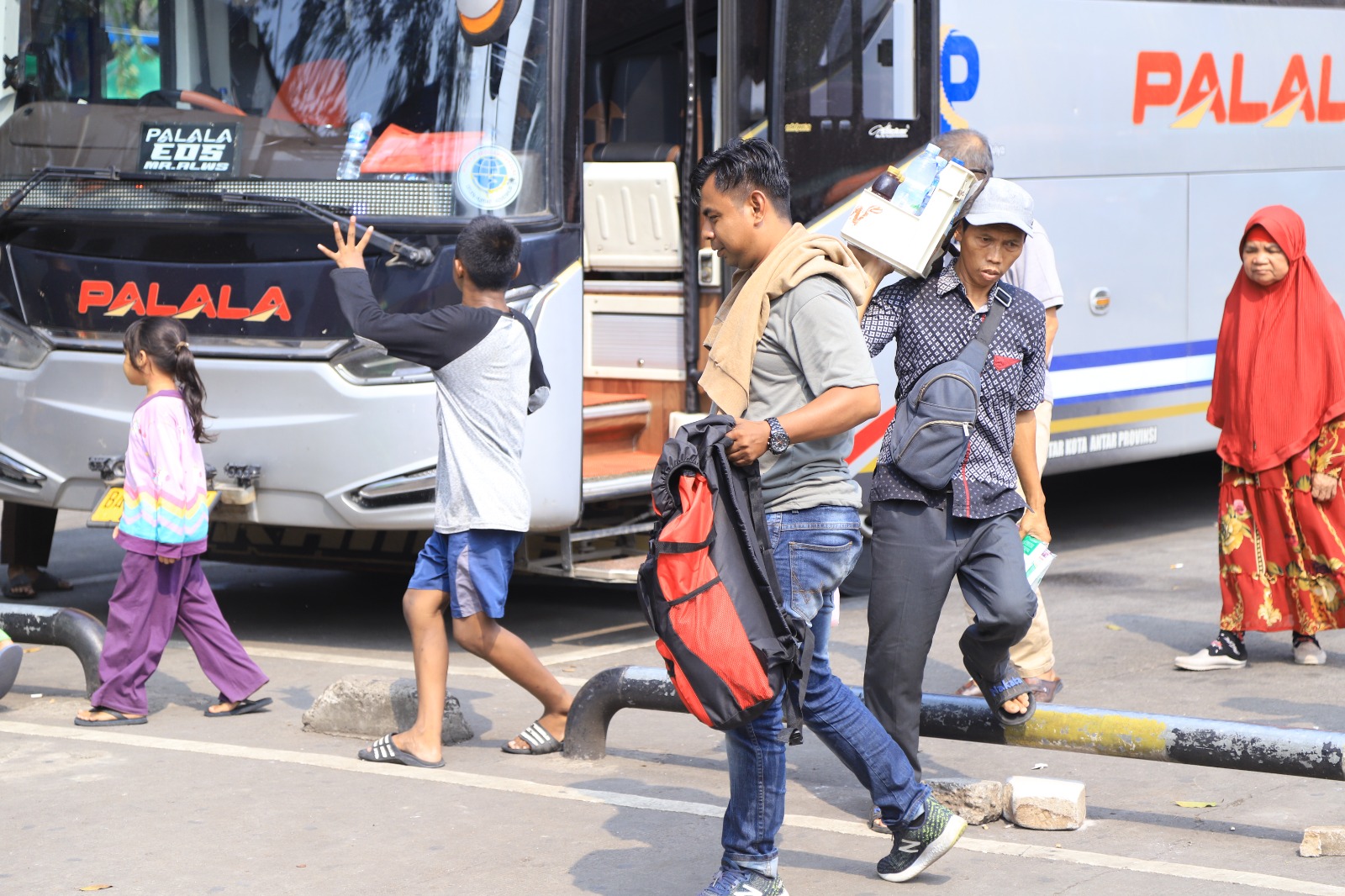 H-6 Lebaran, Penumpang di Terminal Poris Plawad Kota Tangerang Melonjak hingga 100 Persen