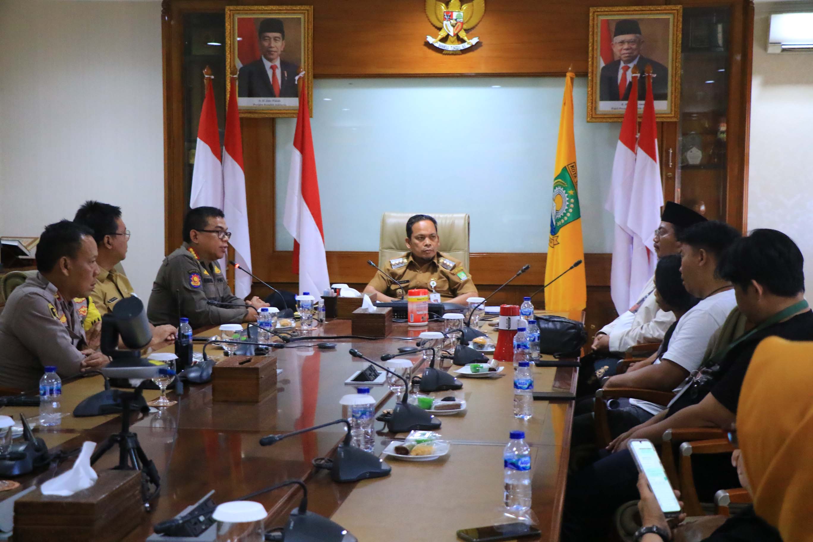 Hari Bumi Sedunia, Dr. Nurdin Brainstorming dengan Aktivis Lingkungan