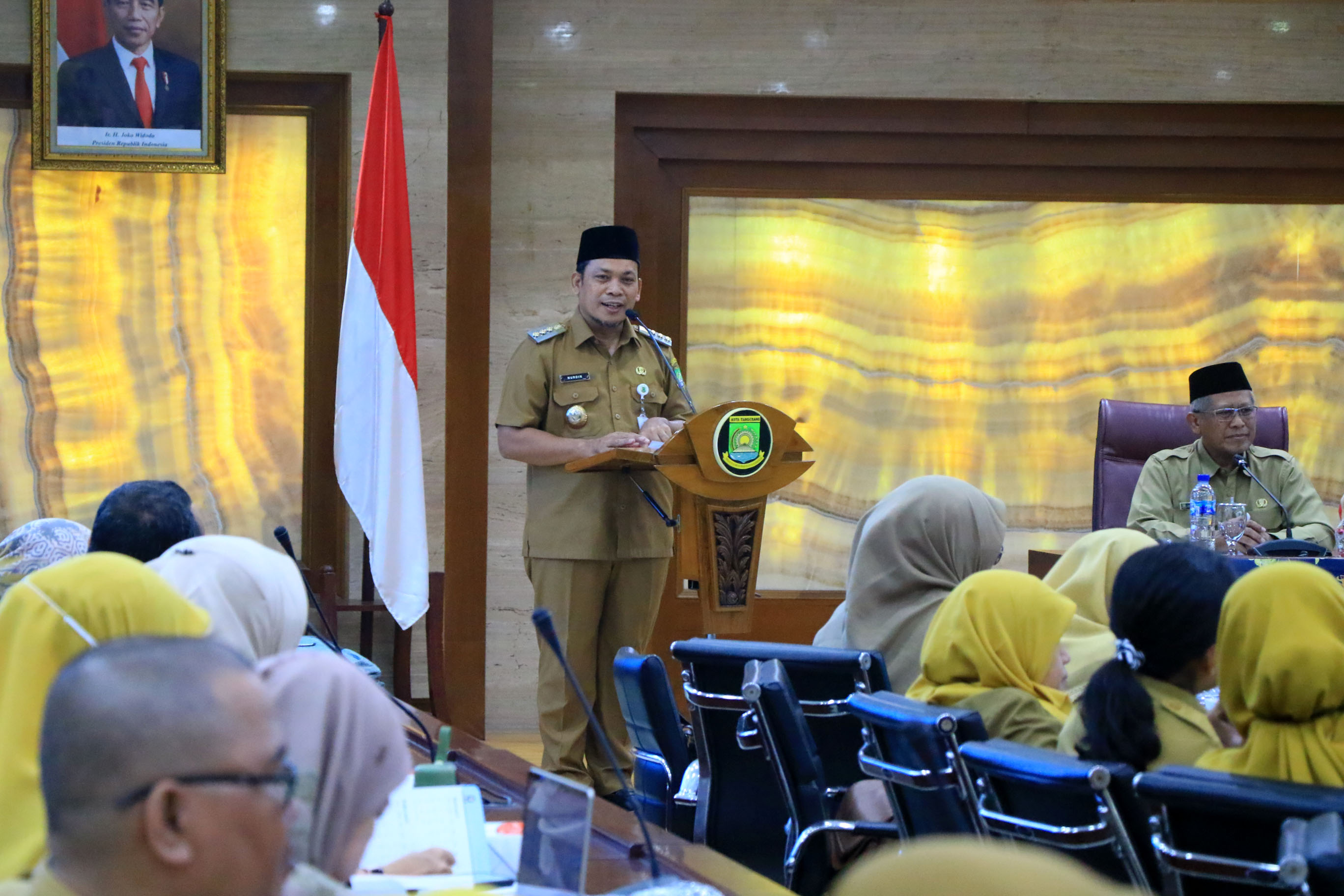 IMG-tingkatkan-kualitas-sdm-aparat-pemkot-tangerang-gelar-workshop-pengadaan-asn