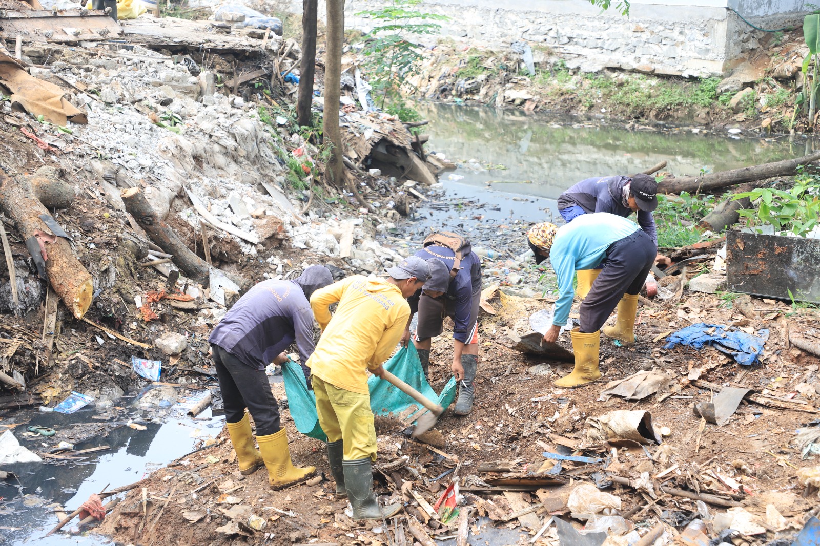 penataan-pasar-sipon-cipondoh-pemkot-tangerang-mulai-normalisasi-drainase