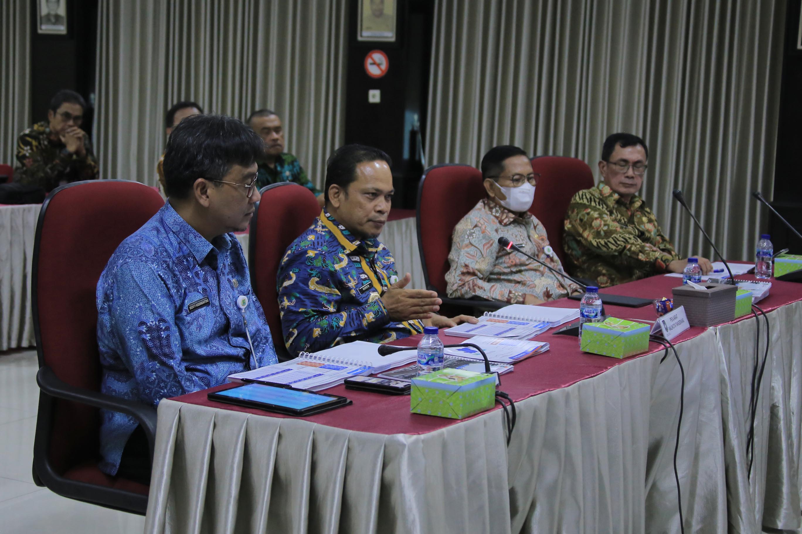 IMG-paparkan-evaluasi-capaian-kinerja-triwulan-i-dr-nurdin-tuai-apresiasi-dari-evaluator