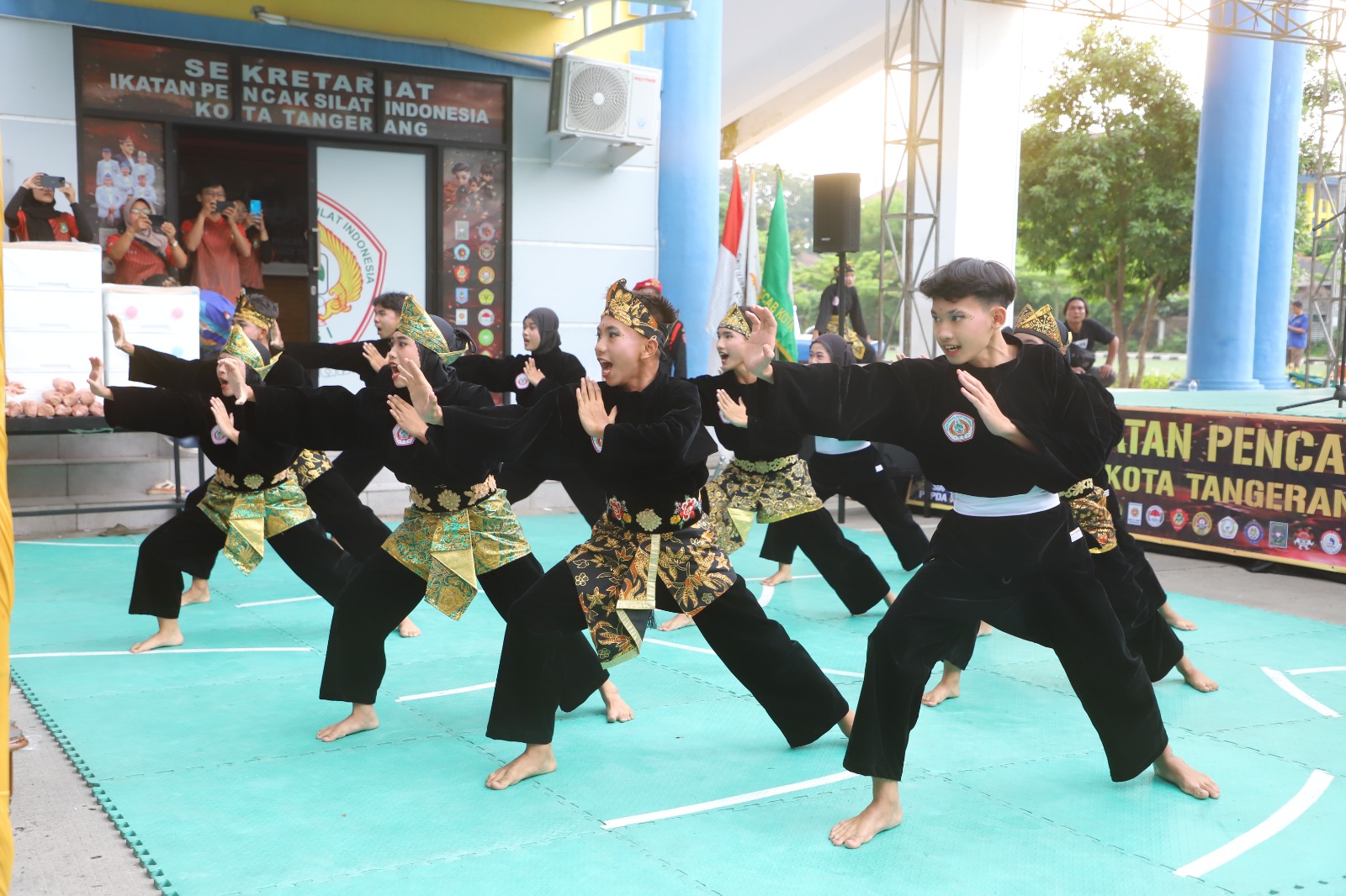 jalin-silaturahmi-ipsi-kota-tangerang-gelar-halal-bihalal-antarperguruan-pencak-silat