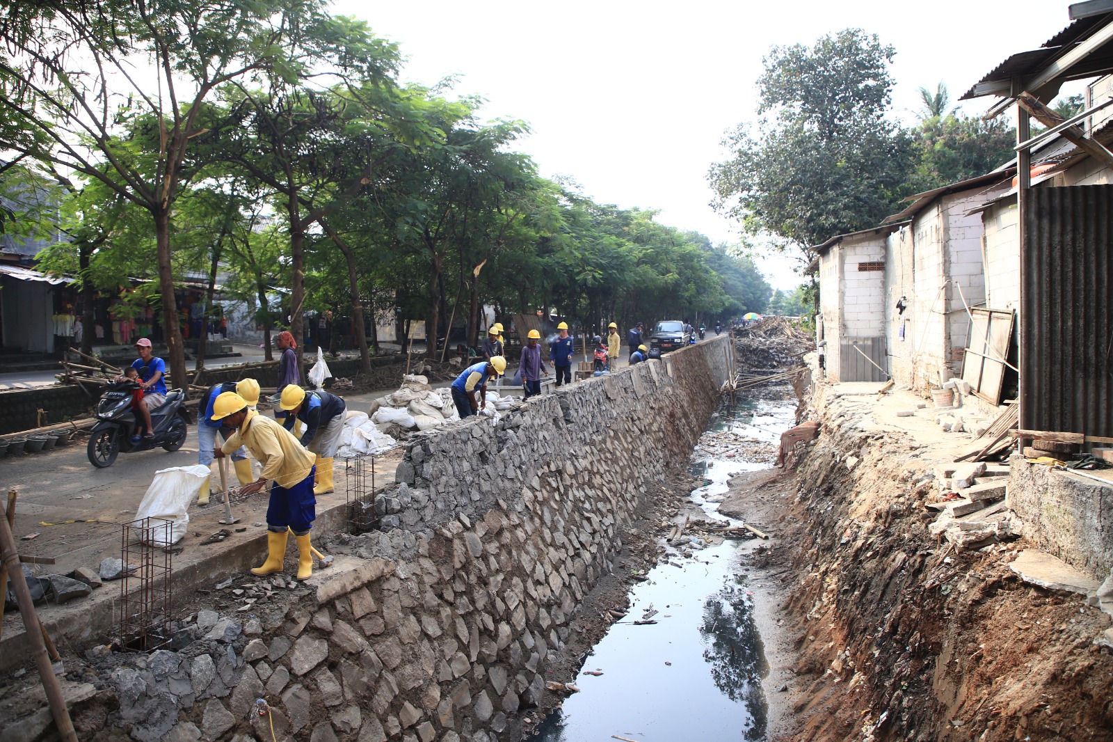 IMG-update-penertiban-pasar-sipon-pemkot-tangerang-terus-percepat-normalisasi-drainase