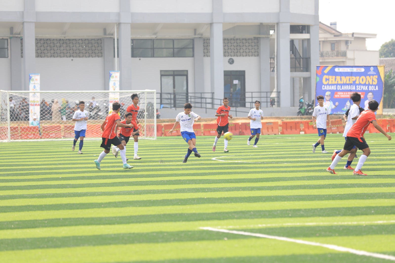 IMG-cabor-sepak-bola-kota-tangerang-pastikan-lolos-semi-final-di-popda-xi-banten-2024