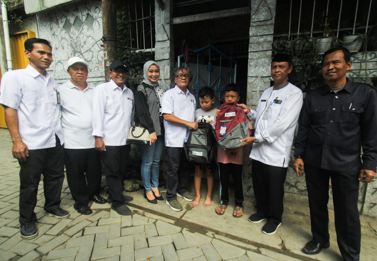 IMG-semarak-hari-ulang-tahun-ke-25-pmi-kota-tangerang-giatkan-pengabdian-sosial