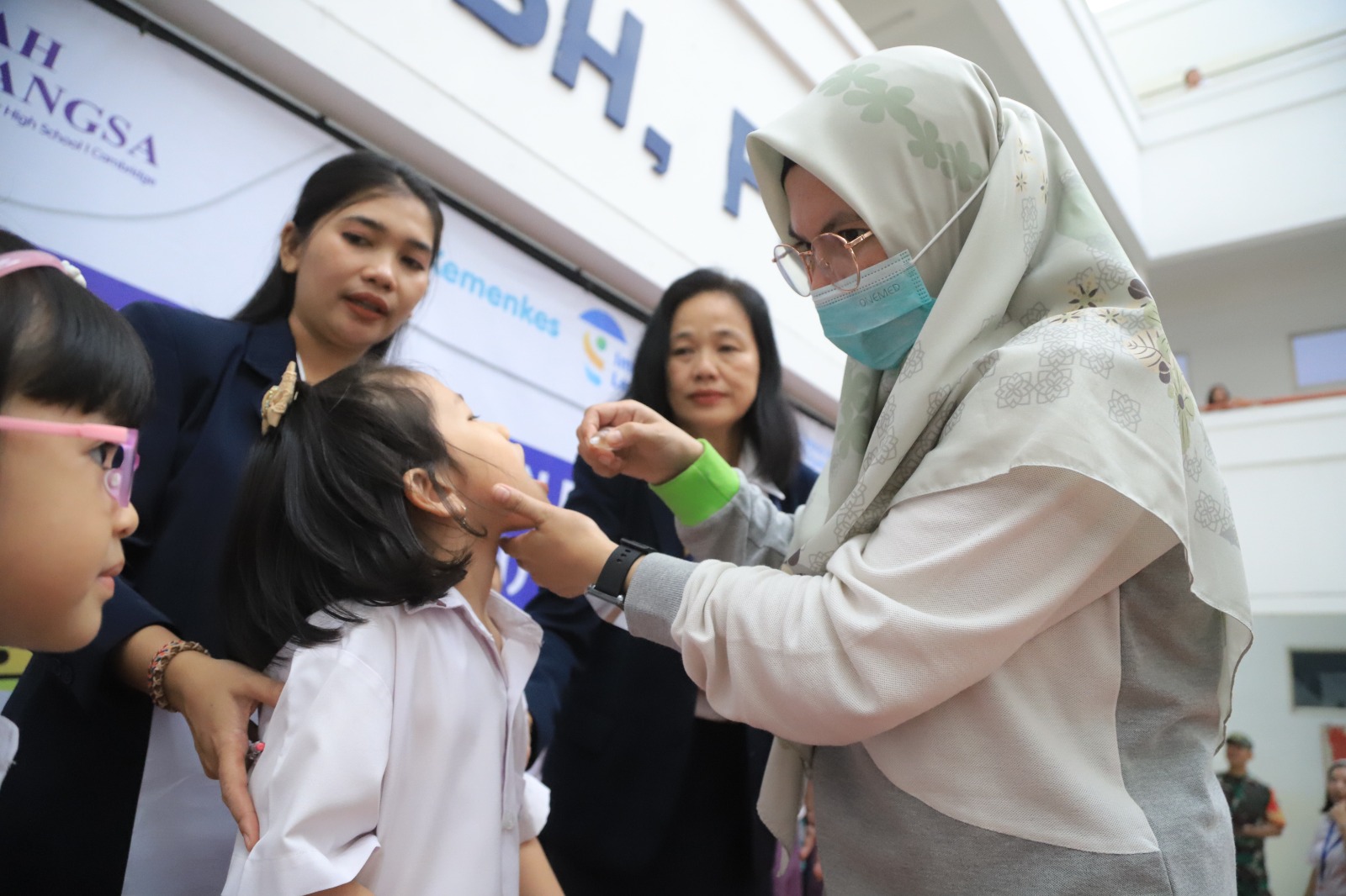 IMG-cara-cek-lokasi-pelaksanaan-vaksin-polio-gratis-di-kota-tangerang