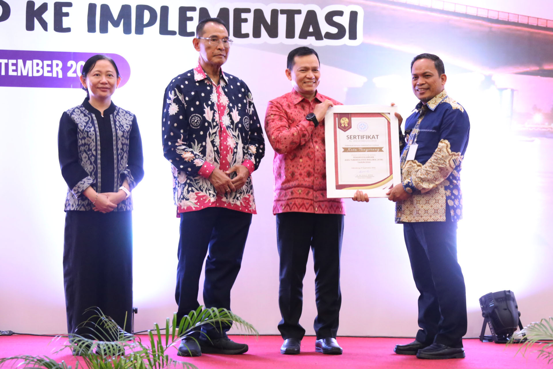 IMG-diganjar-penghargaan-dari-adinkes-ini-program-unggulan-penanggulangan-aids-tbc-dan-malaria-di-kota-tangerang