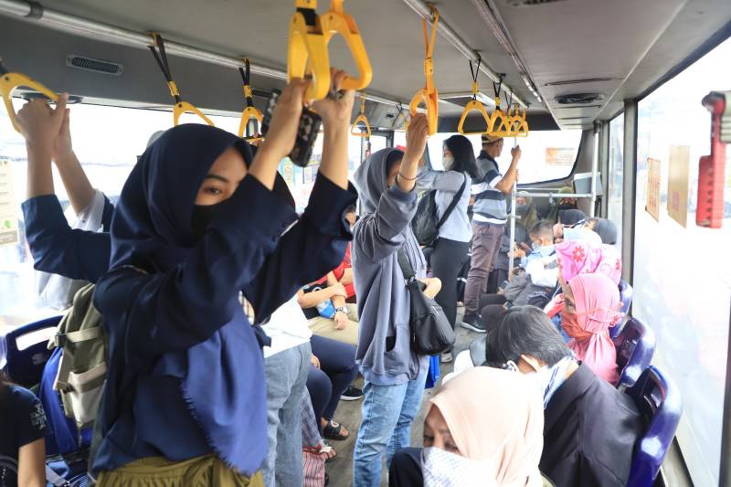 IMG-pengumuman-bus-tayo-kota-tangerang-tidak-lagi-menerima-pembayaran-tunai