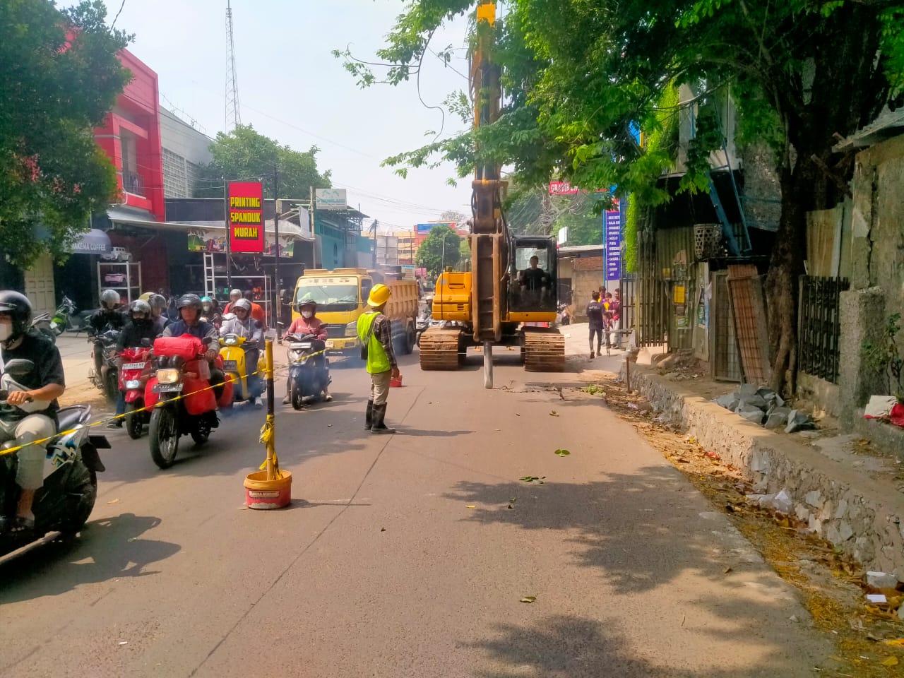 IMG-responsif-atasi-lakalantas-pemkot-tangerang-pastikan-penerangan-dan-rambu-lalu-lintas-berfungsi-normal