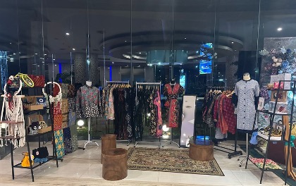 IMG-keseruan-karnavall-batik-indonesia-di-ibis-styles-airport-kota-tangerang