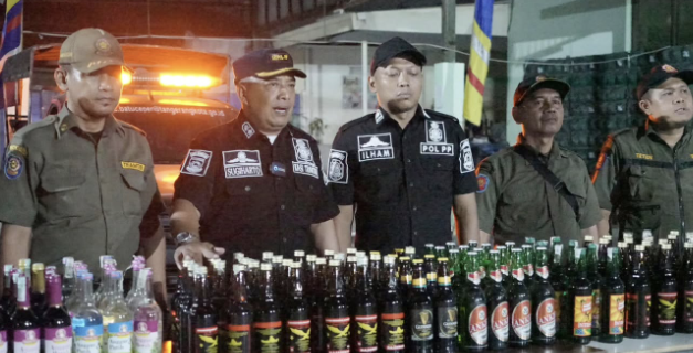 IMG-trantib-kecamatan-batuceper-kota-tangerang-sita-147-botol-miras