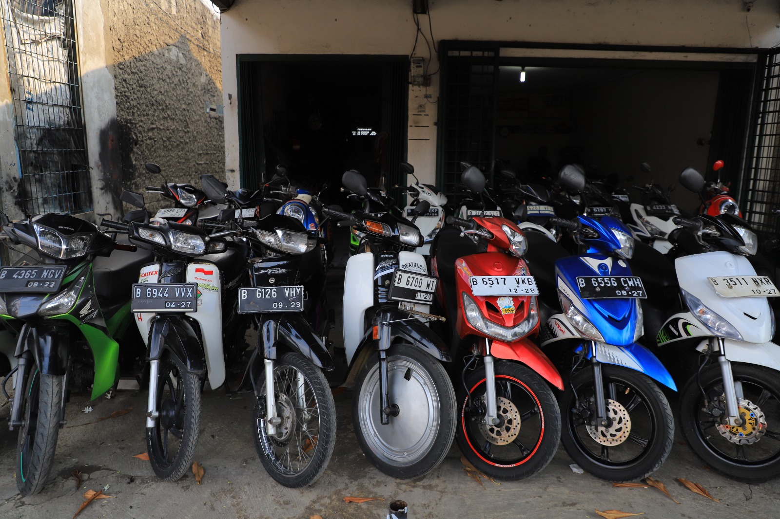 IMG-nakum-motor-rekomendasi-showroom-motor-seken-di-kota-tangerang-sejak-tahun-90an