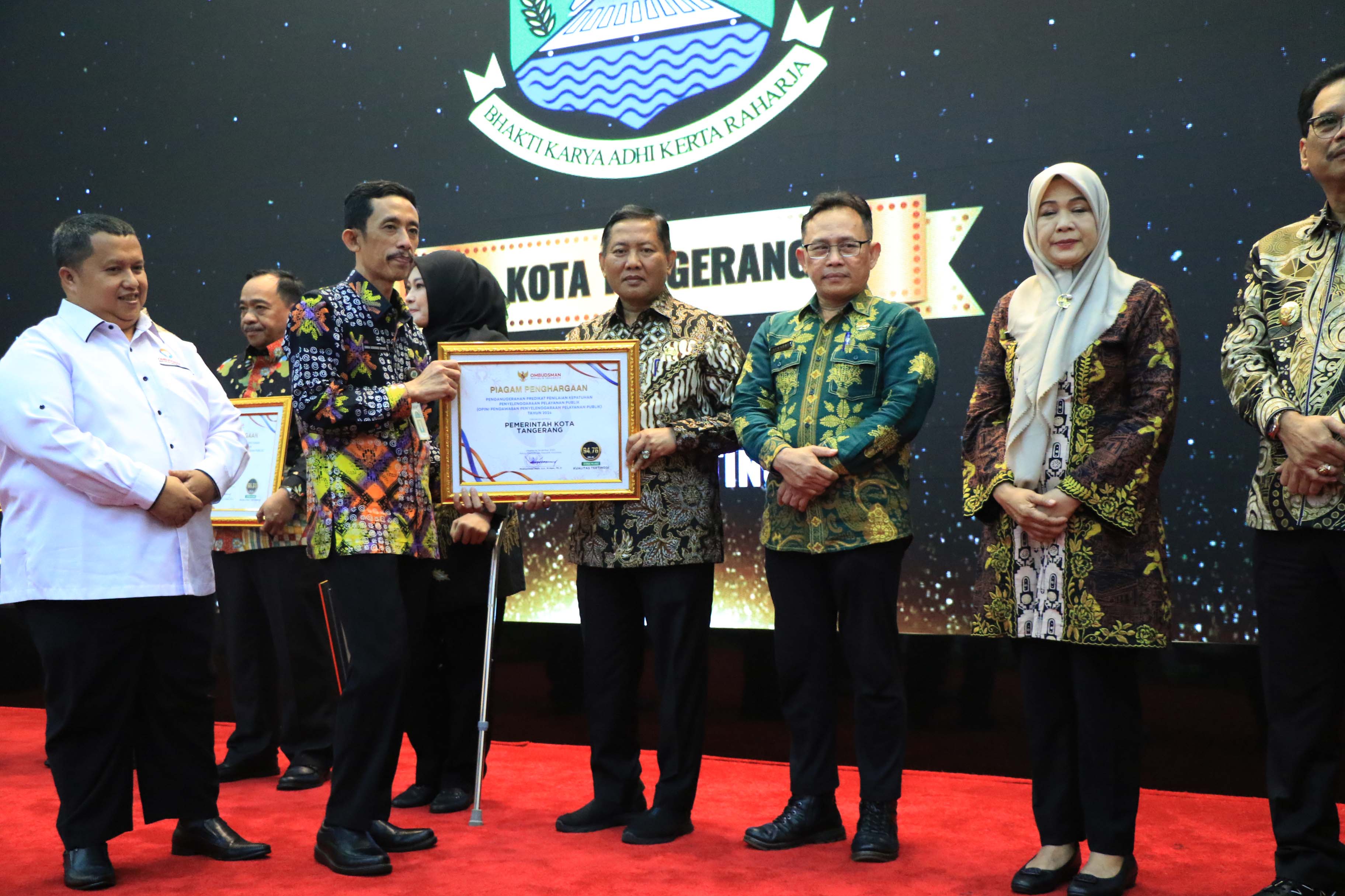 IMG-konsisten-beri-layanan-publikterbaik-pemkot-dapatkan-award-dari-ombudsman