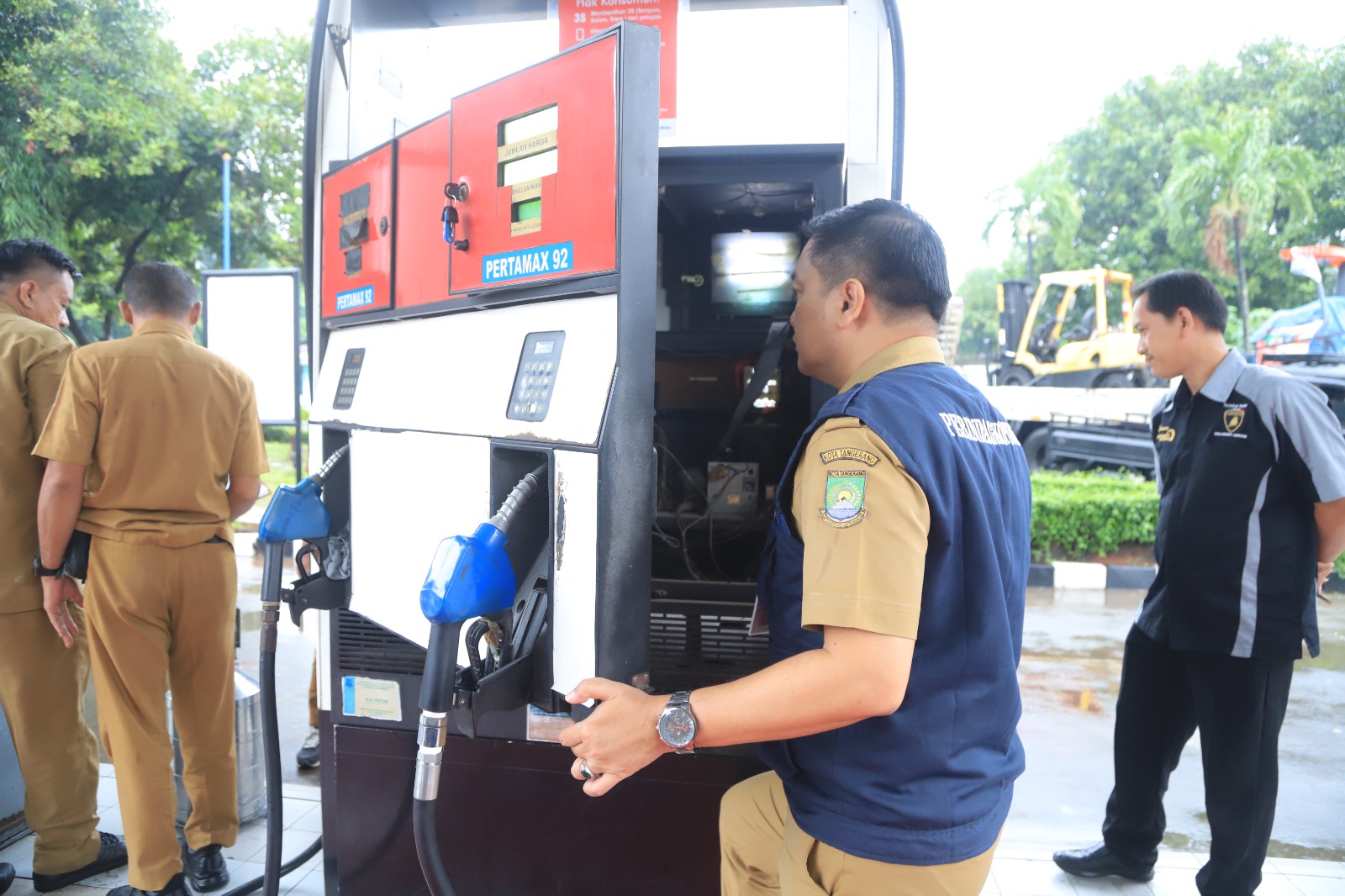 IMG-pemkot-tangerang-pastikan-spbu-tidak-ada-kecurangan-dan-stok-bbm-aman-jelang-nataru