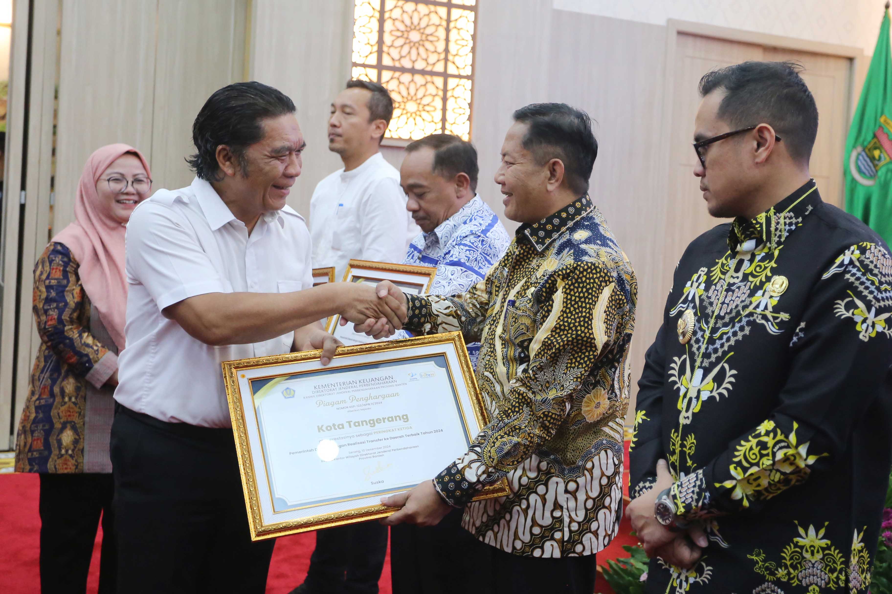 IMG-optimalkan-capaian-realisasi-pemkot-tangerang-raih-award-transfer-ke-daerah-terbaik-tahun-2024