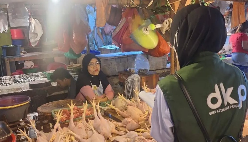 IMG-pastikan-ketersediaan-stok-pangan-akhir-tahun-dkp-kota-tangerang-sidak-sejumlah-pasar