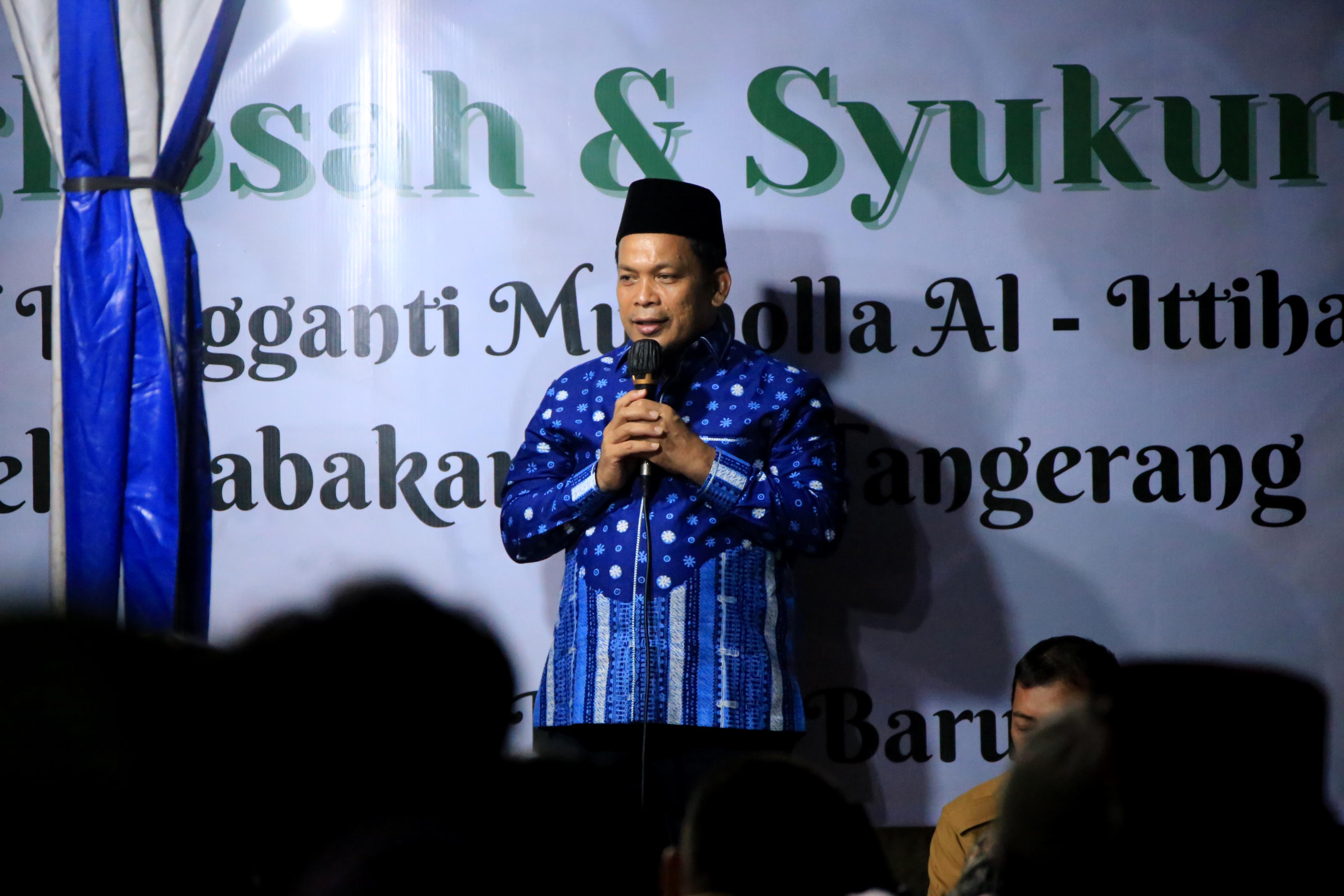 IMG-kado-tahun-baru-2025-dr-nurdin-serahkan-tanah-wakaf-musholla-ke-warga-babakan