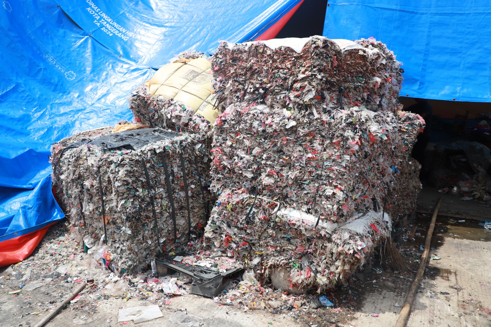 IMG-sebulan-beroperasi-puluhan-ton-hasil-produksi-rdf-tpa-rawa-kucing-kota-tangerang-siap-dijual