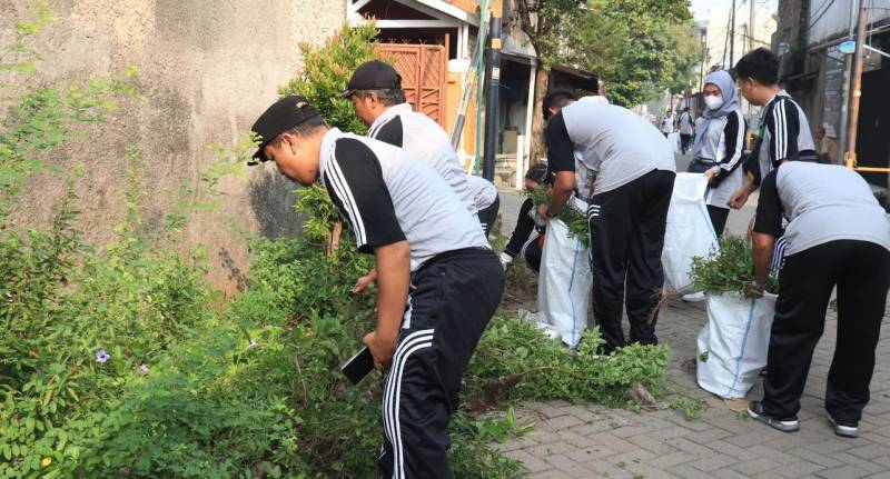 IMG-prakiraan-cuaca-kota-tangerang-sepekan-masyarakat-diimbau-kerja-bakti-bersihkan-lingkungan