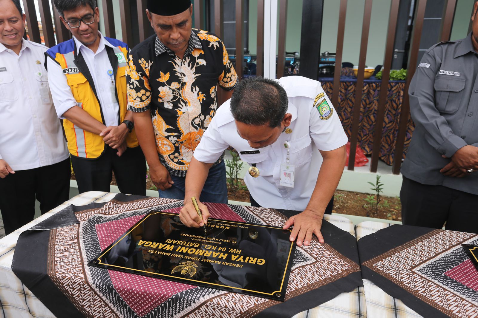 IMG-safari-pembangunan-kecamatan-batuceper-sukses-digelar-resmikan-dua-griya-harmoni-warga-sekaligus
