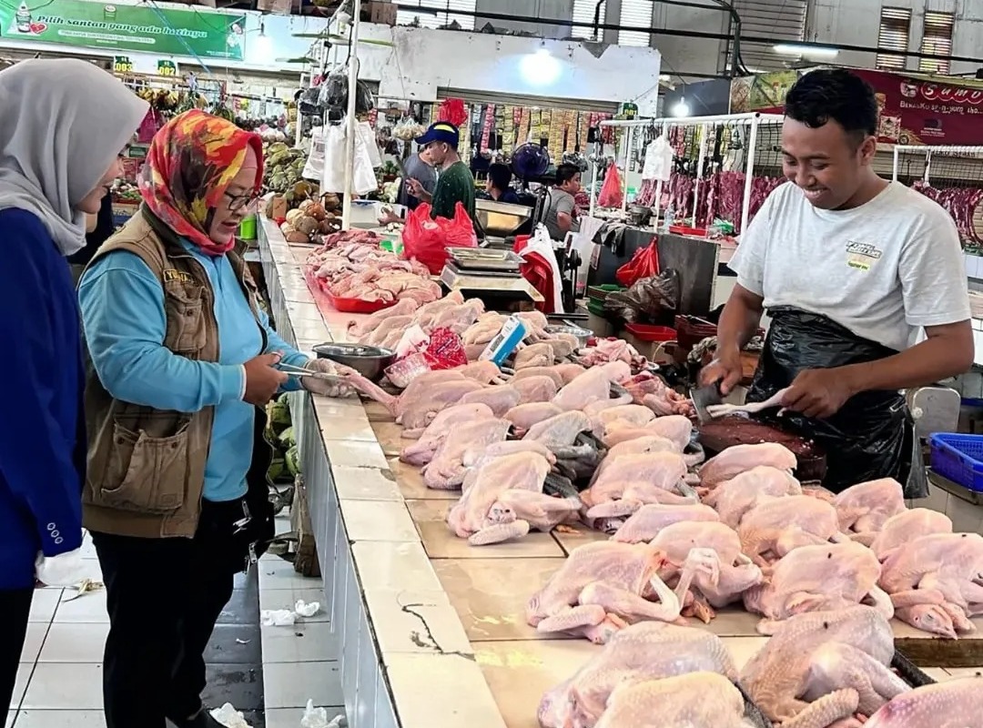 IMG-cegah-zat-berbahaya-pemkot-tangerang-lakukan-pengawasan-pangan-di-supermarket