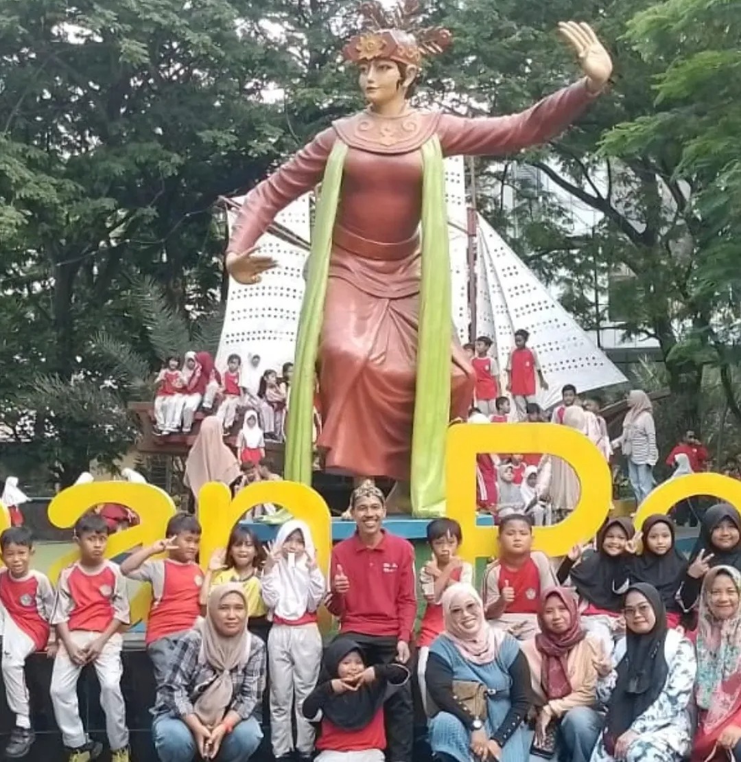 IMG-taman-tematik-kota-tangerang-ramai-dikunjungi-anak-sekolah-tempat-favorit-belajar-dan-bermain