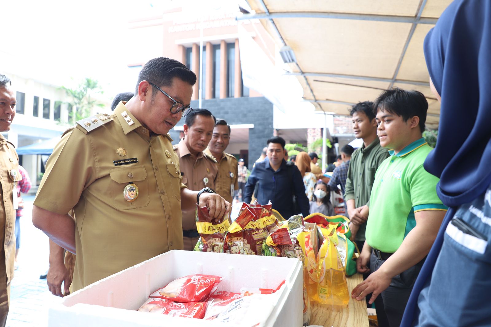 IMG-pastikan-warga-belanja-mudah-dan-murah-pemkot-tangerang-realisasikan-program-gampang-sembako
