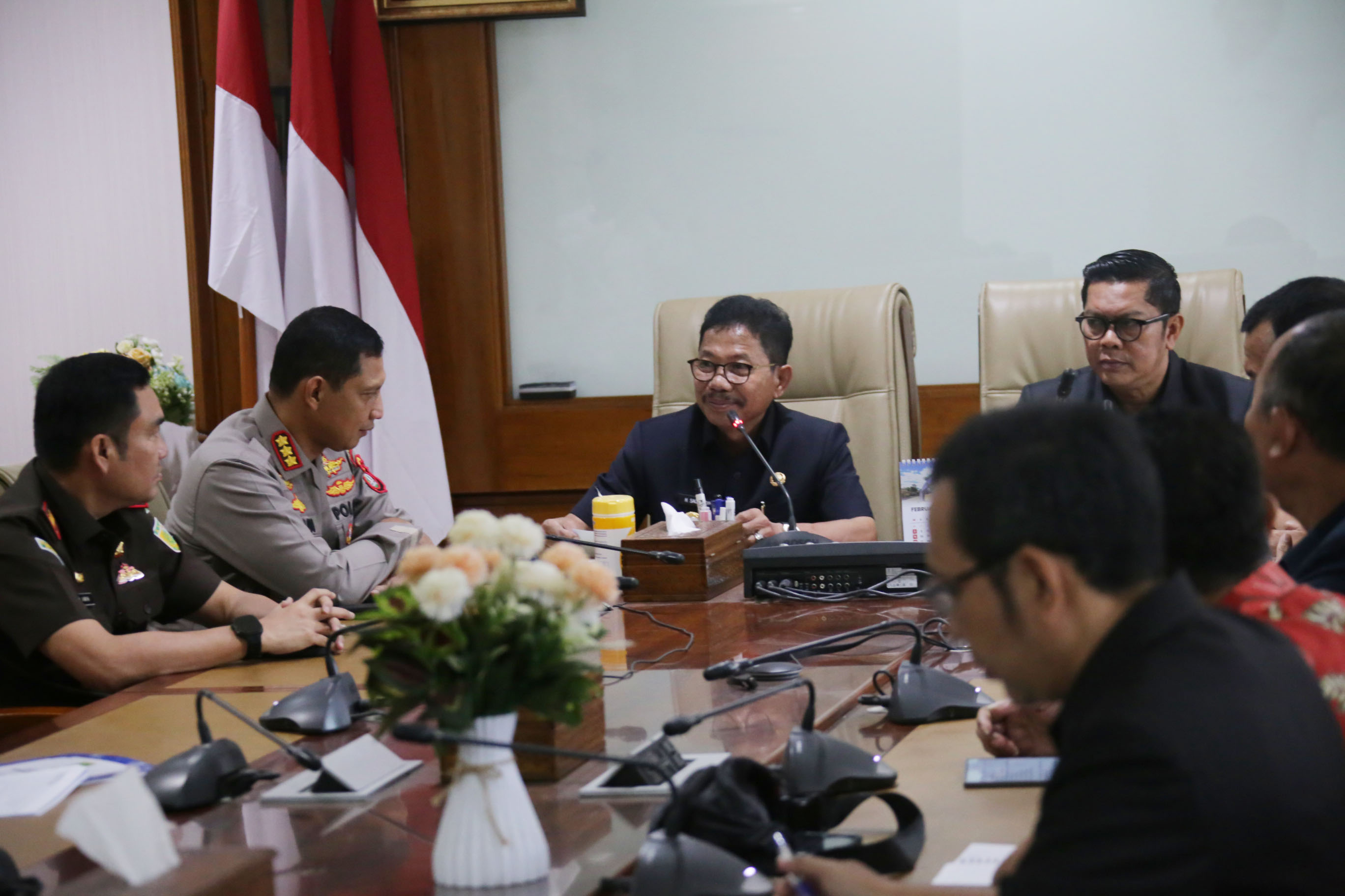 IMG-gelar-rapat-perdana-dengan-forkopimda-sachrudin-maryono-perkuat-kamtibmas-dan-stabilitas-ekonomi-jelang-arus-mudik