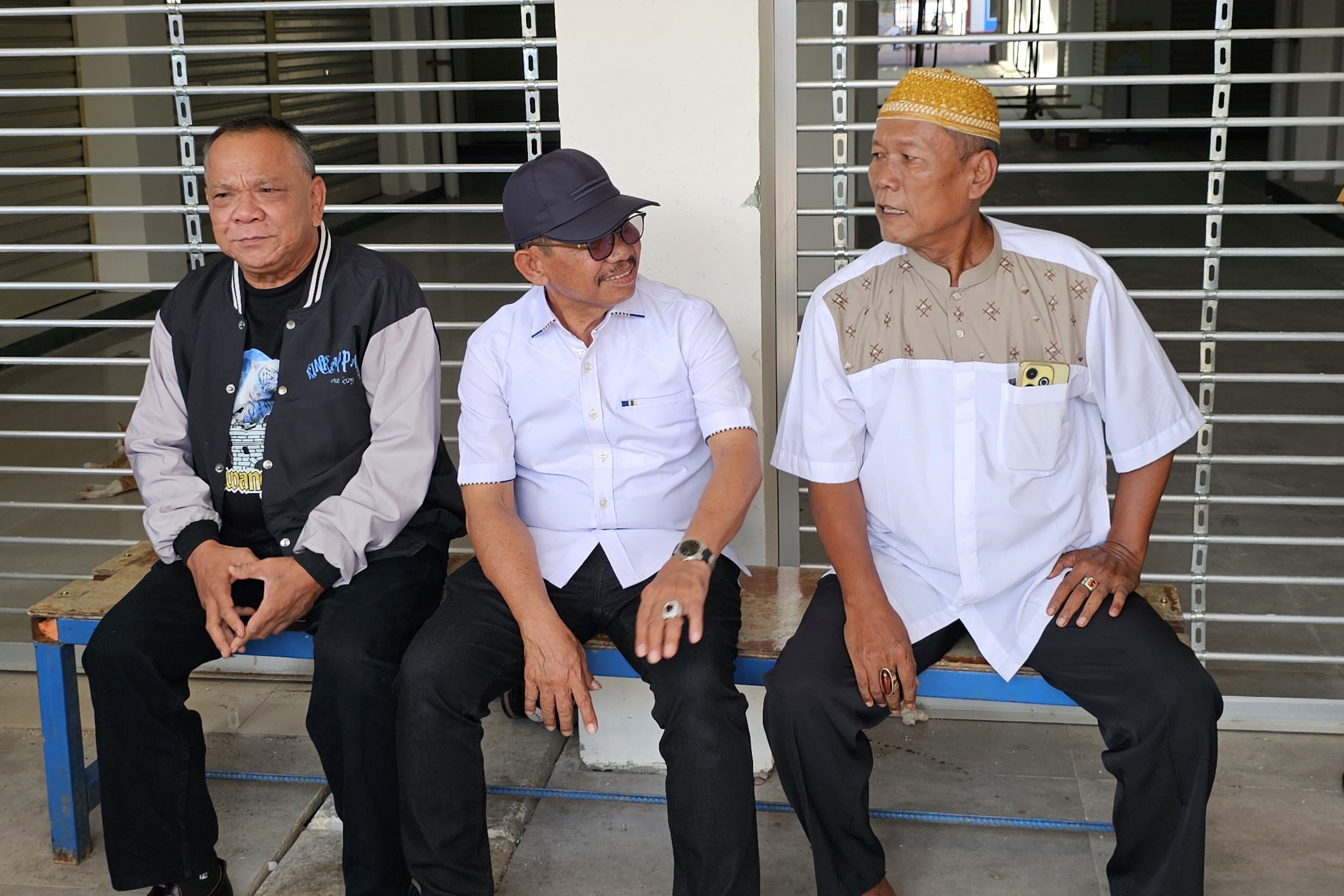 IMG-dikunjungi-wali-kota-tokoh-pasar-anyar-nyatakan-pedagang-siap-pindah-ikuti-ketentuan