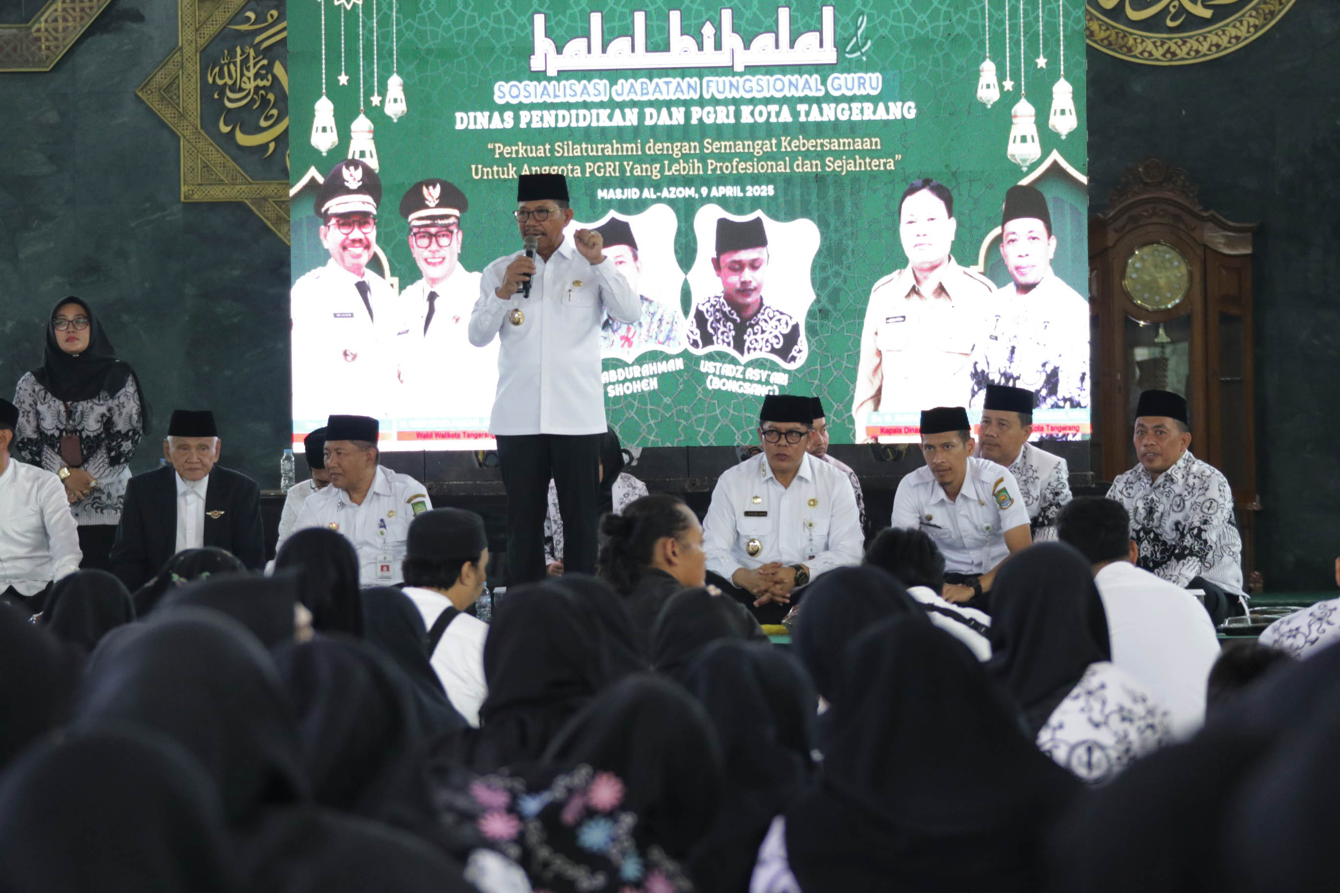IMG-halalbihalal-bersama-15-000-tenaga-pendidik-sachrudin-tegaskan-komitmen-untuk-pendidikan-dan-kesejahteraan-guru