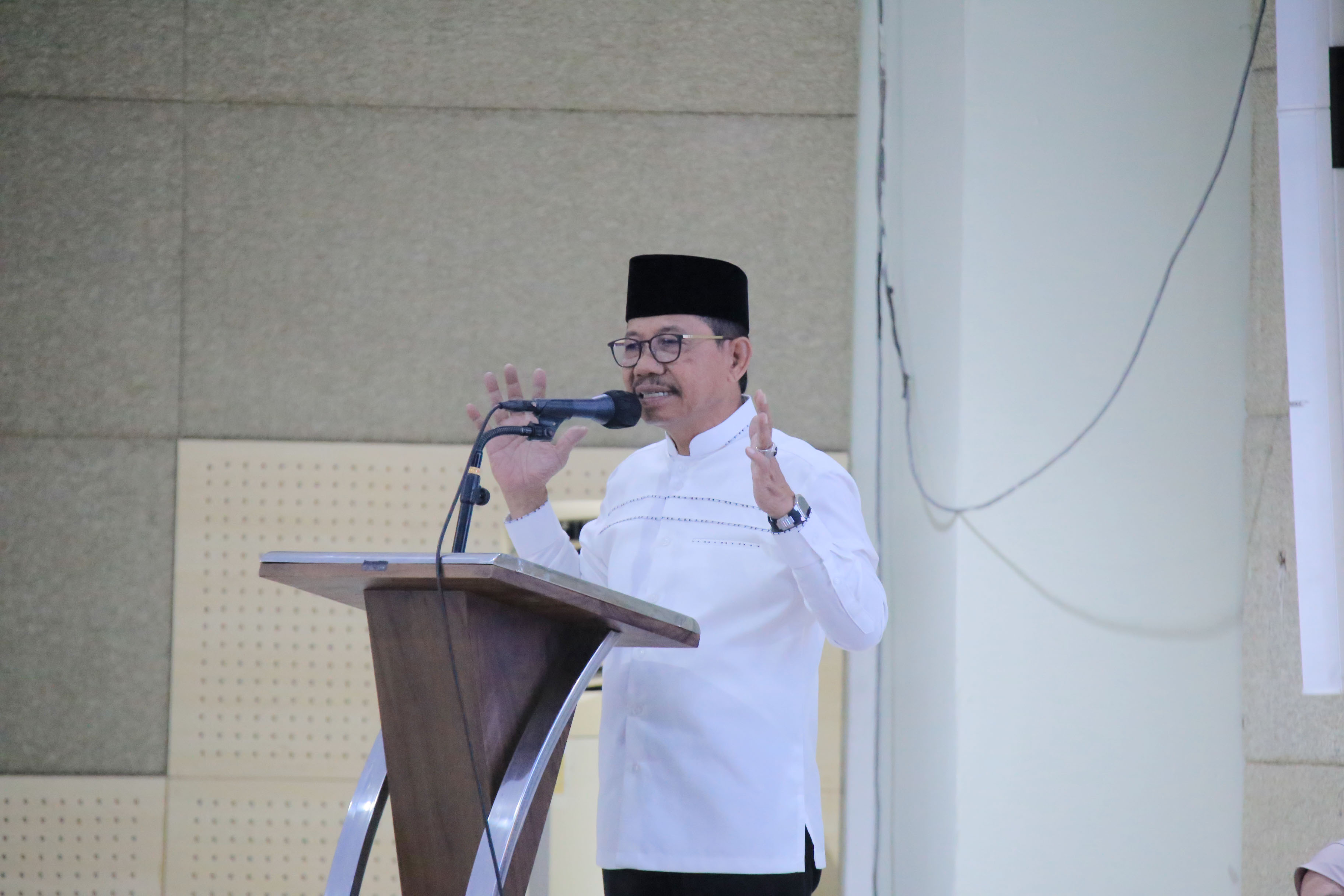 IMG-buka-bimbingan-manasik-haji-sachrudin-insya-allah-asrama-haji-cipondoh-jadi-kemudahan-bagi-jemaah