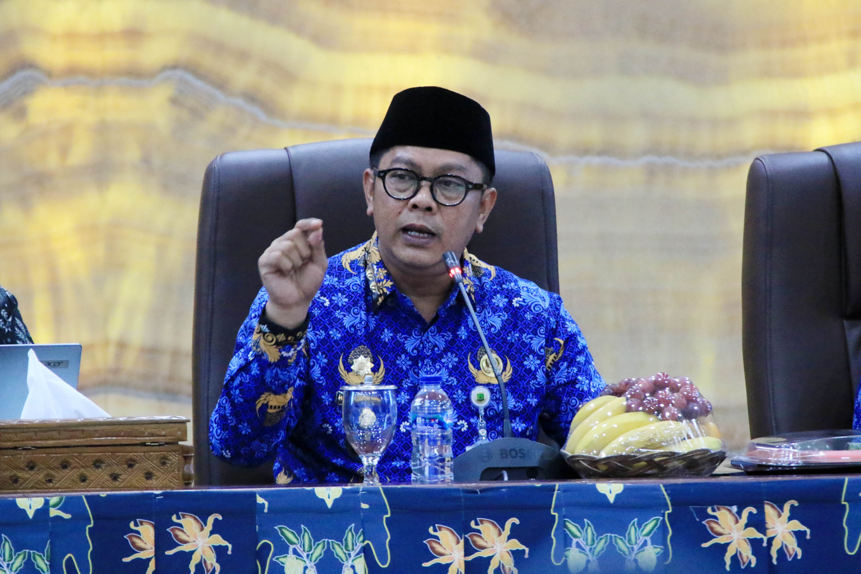 IMG-sosialiasi-pelayanan-publik-maryono-wujudkan-pelayanan-berkualitas-dan-membahagiakan-masyarakat