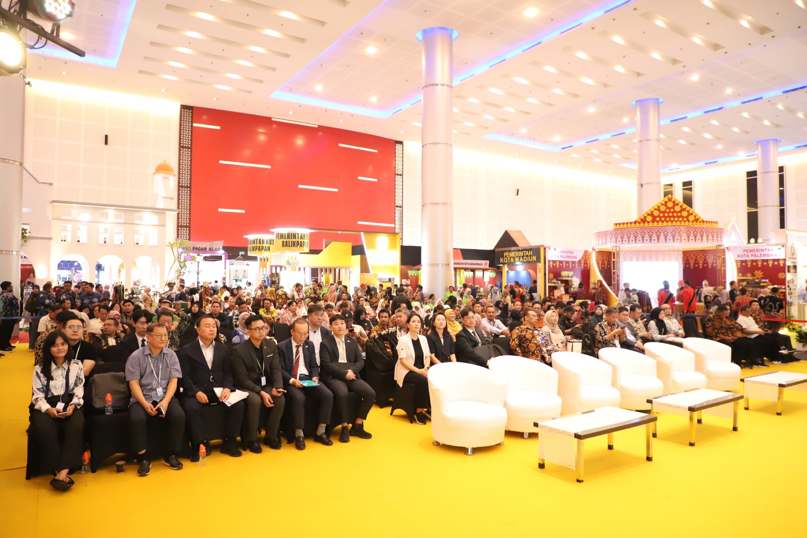 pemkot-tangerang-hadiri-ice-business-di-munas-vii-apeksi-2025