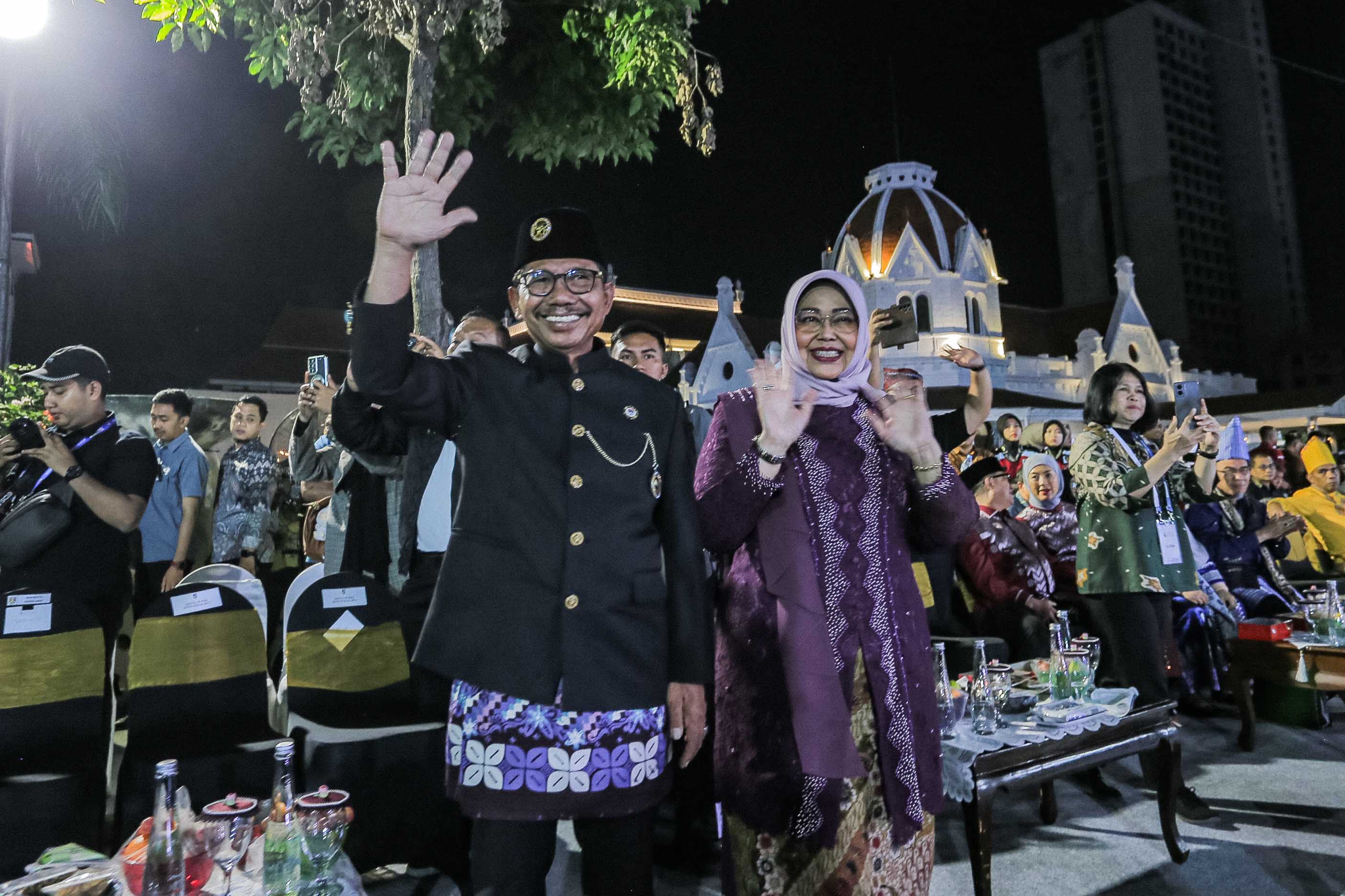tutup-rangkaian-apeksi-surabaya-tampilan-budaya-tangerang-sukses-pukau-masyarakat