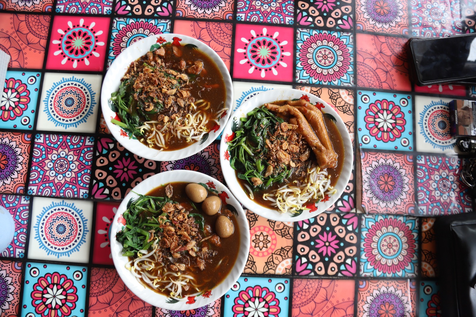 mie-kangkung-johan-cita-rasa-legendaris-dari-kota-tangerang