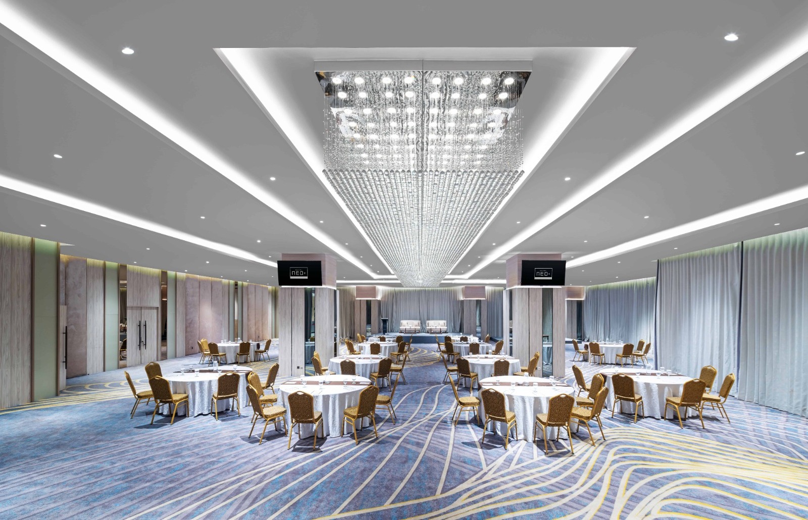 ballroom-luas-dan-mewah-di-hotel-neo-airport-jakarta-solusi-tepat-untuk-momen-spesial