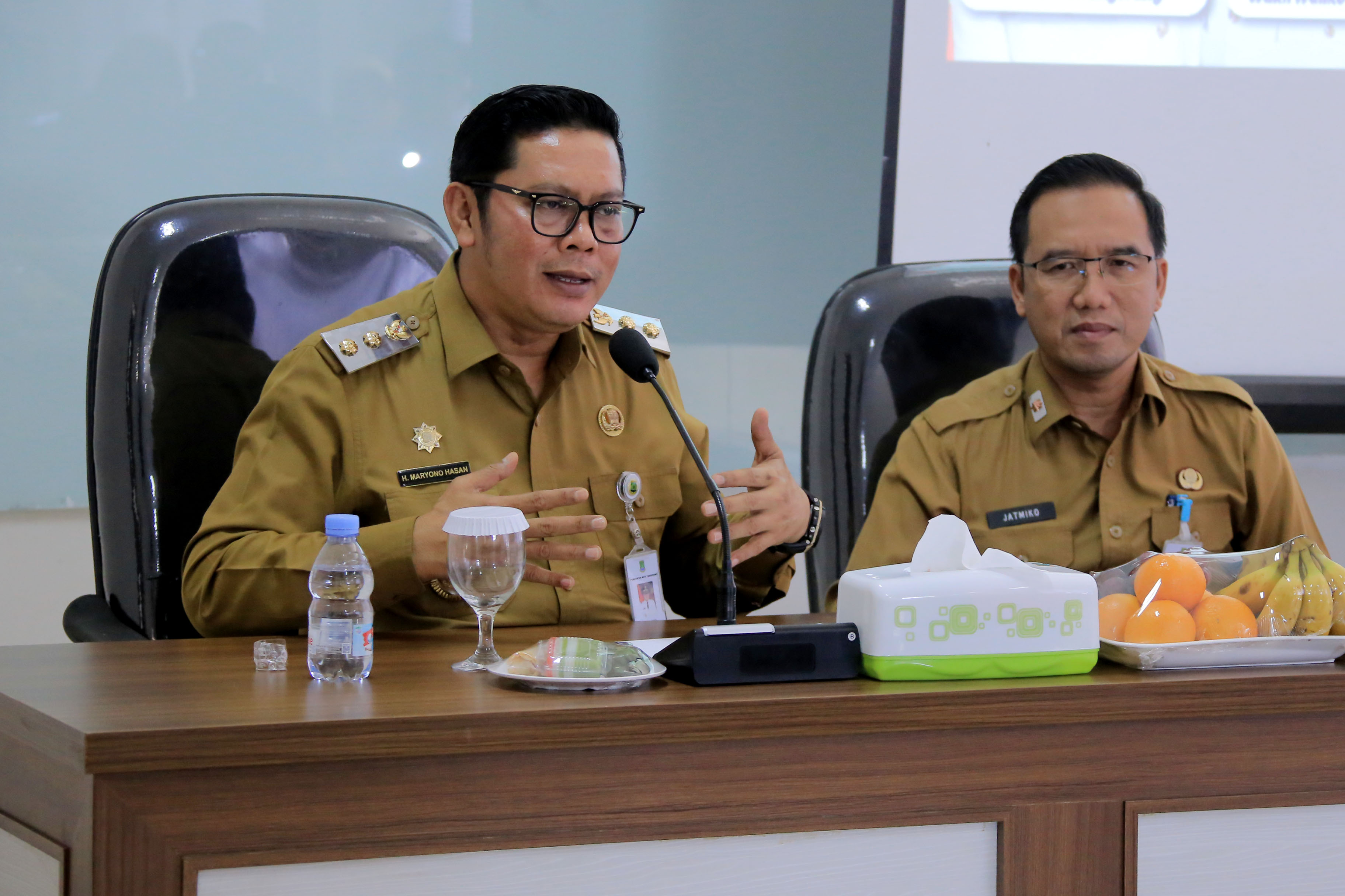 tutup-pelatihan-pemanfaatan-ai-wakil-wali-kota-guru-harus-terus-berkembang-sesuai-kebutuhan-zaman