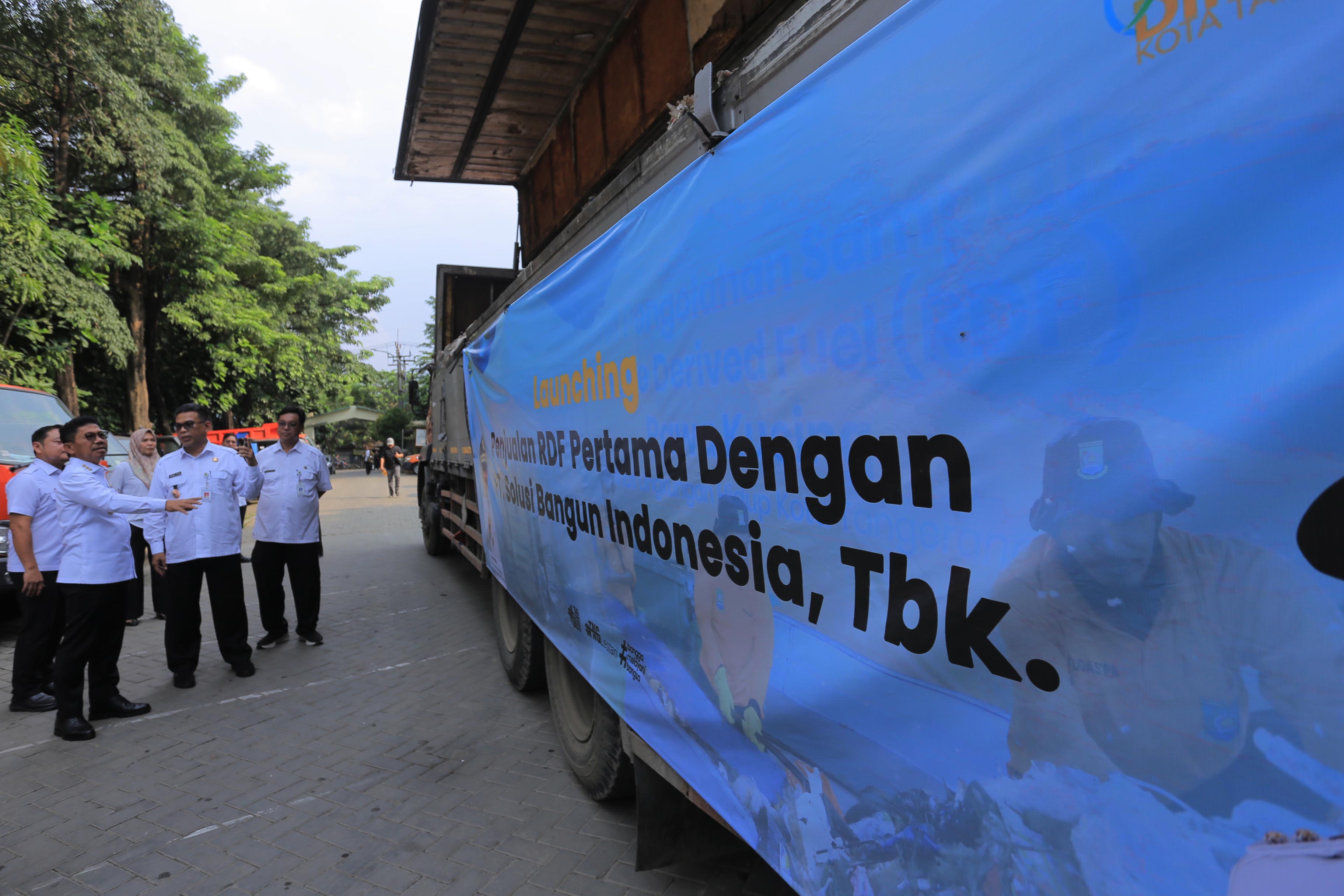 32-ton-rdf-dikirim-ke-industri-wali-kota-targetkan-pengiriman-setiap-hari