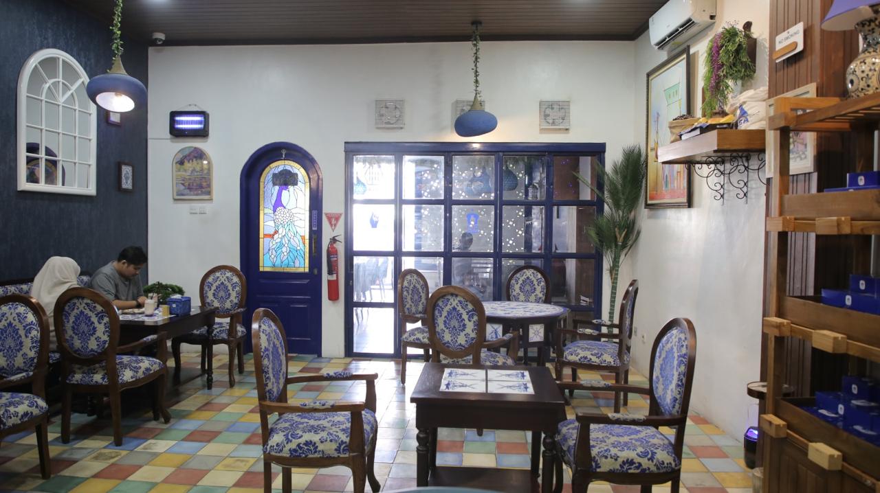 IMG-cuil-cafe-eatery-kota-tangerang-tawarkan-tempat-nongkrong-estetik-dengan-konsep-eropa-klasik